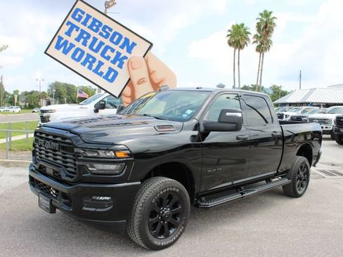 Used 2026 RAM 2500 Big Horn AWD/4WD image 1