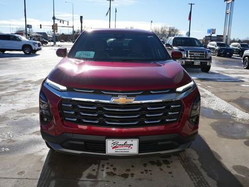 New 2026 Chevrolet Equinox LT image 32