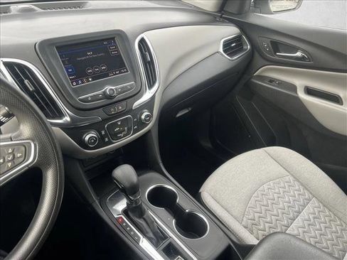 Used 2022 Chevrolet Equinox LT image 15