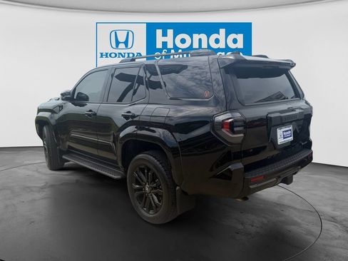 Used 2025 Toyota 4Runner Platinum AWD/4WD image 7