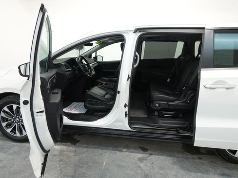 Used 2022 Honda Odyssey EX-L image 23