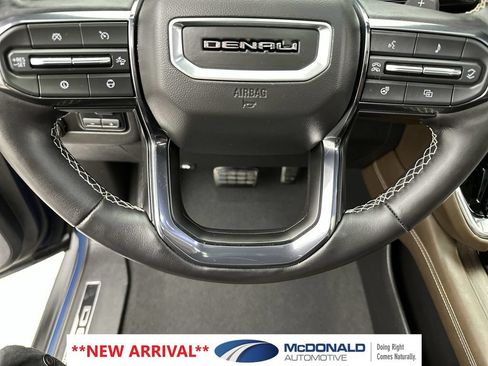 Used 2025 GMC Yukon Denali Ultimate AWD/4WD image 14