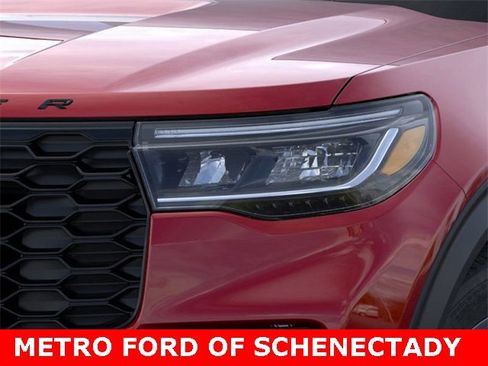 New 2025 Ford Explorer ST-Line w/ Premium Package image 18