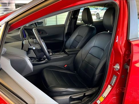 Used 2024 Toyota Prius LE FWD image 34