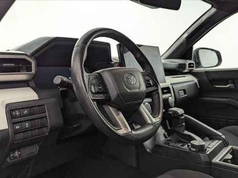 Used 2024 Toyota Tacoma TRD Off-Road image 23
