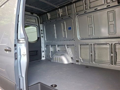 New 2025 Mercedes-Benz Sprinter 2500 image 6