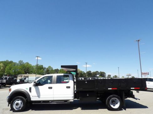 Used 2022 Ford F550 4x4 Crew Cab Super Duty w/ Power Equipment Group image 15