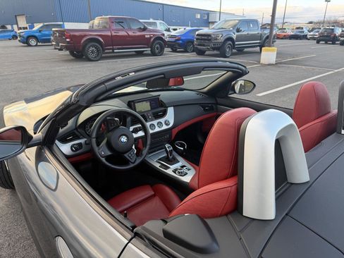 Used 2015 BMW Z4 sDrive35i image 24