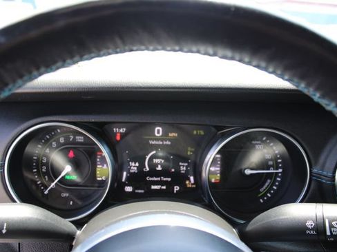 Used 2021 Jeep Wrangler Unlimited Rubicon 4xe w/ Cold Weather Group AWD/4WD image 23