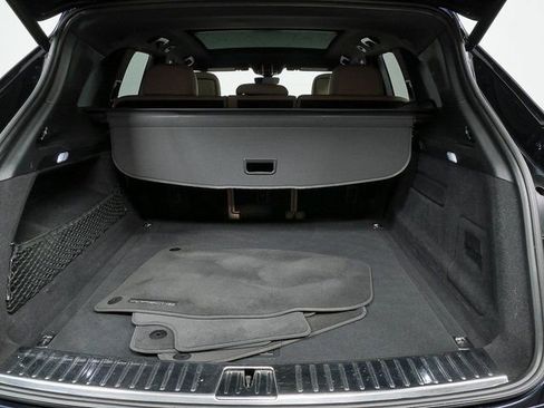 Certified 2022 Porsche Cayenne S image 31