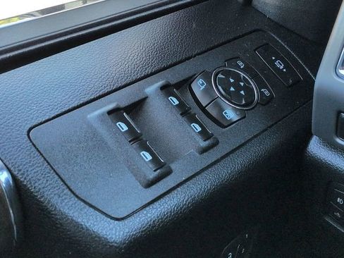 Used 2017 Ford F250 Platinum w/ Platinum Ultimate Package AWD/4WD image 32
