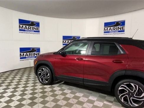 Certified 2025 Chevrolet TrailBlazer RS w/ Convenience Package image 8