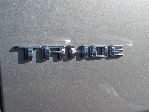 Used 2021 Chevrolet Tahoe LT w/ LT Signature Package image 33