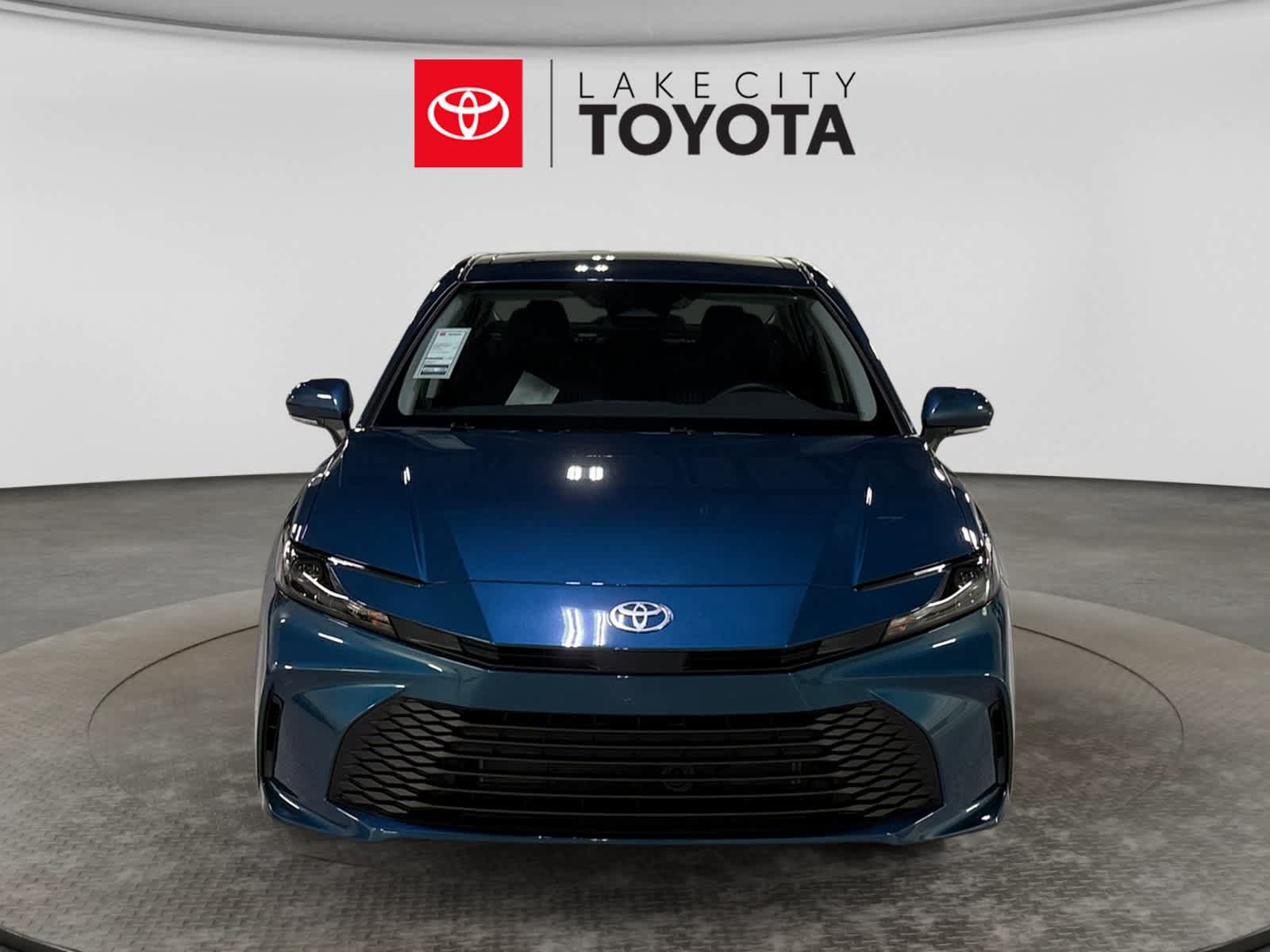 Used 2026 Toyota Camry LE FWD image 14