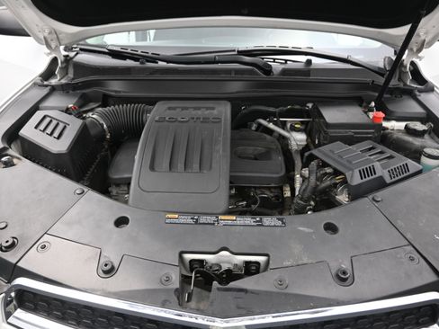 Used 2013 Chevrolet Equinox LS image 22