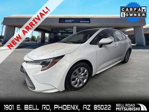 Used 2024 Toyota Corolla LE FWD image 1