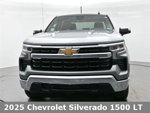 Used 2025 Chevrolet Silverado 1500 LT image 2