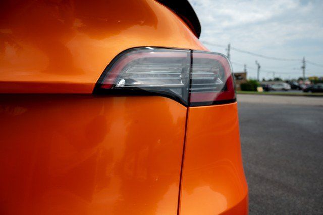 Used 2022 Tesla Model Y Performance AWD/4WD image 12
