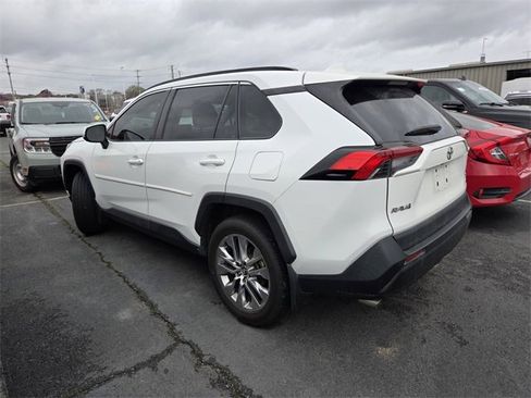 Used 2020 Toyota RAV4 XLE Premium w/ All Weather Liner Package image 4
