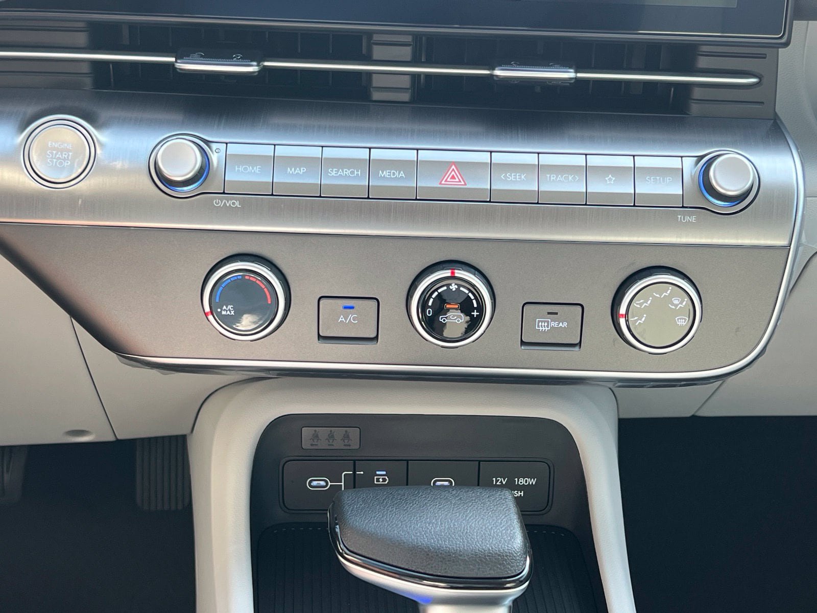New 2027 Hyundai Kona SE FWD image 30