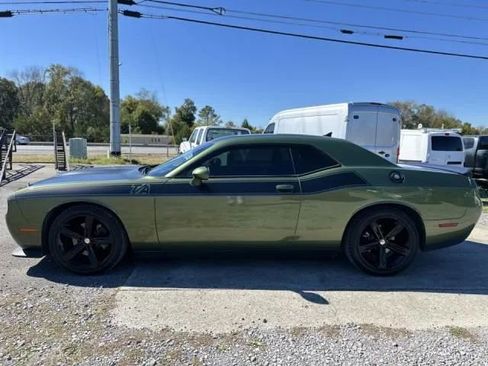 Used 2018 Dodge Challenger R/T w/ Quick Order Package 28P T/A image 4