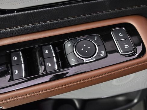 New 2026 Lincoln Aviator Reserve image 24