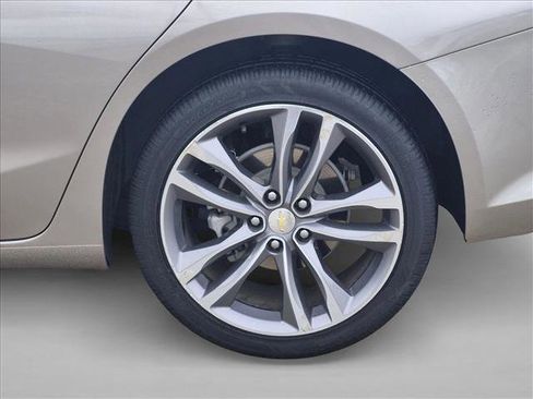 Used 2024 Chevrolet Malibu LT FWD image 25