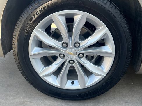 Used 2024 Chevrolet Malibu LT FWD image 28