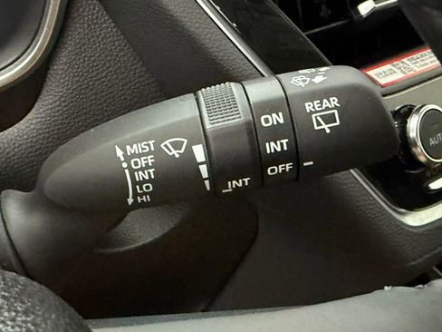 Used 2026 Toyota Corolla Cross XLE w/ Convenience Package FWD image 11