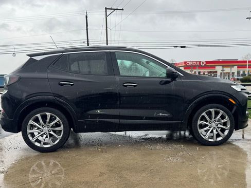 Used 2024 Buick Encore GX Avenir w/ Avenir Technology Package image 8