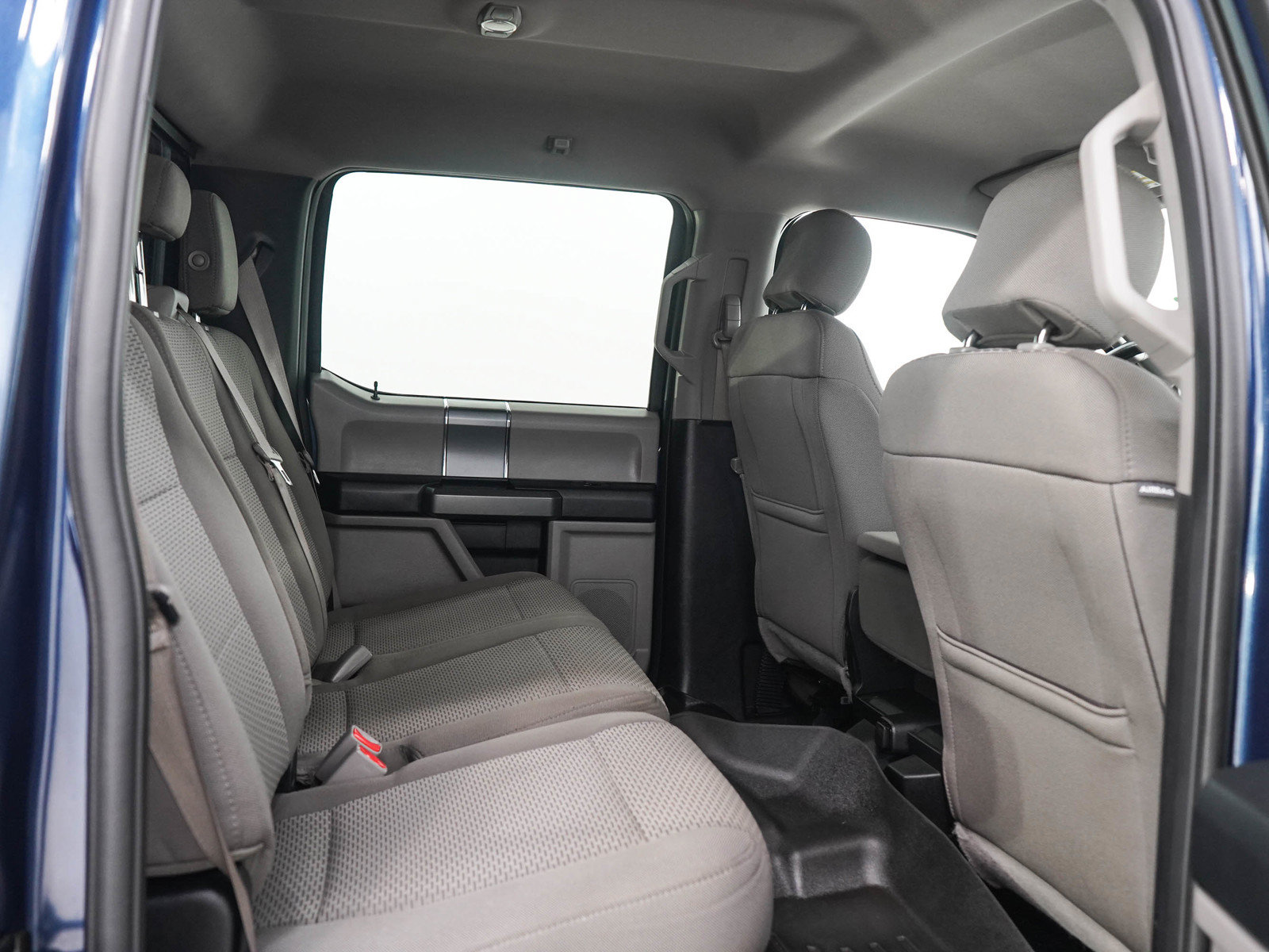 Used 2017 Ford F150 XLT w/ Equipment Group 302A Luxury AWD/4WD image 13