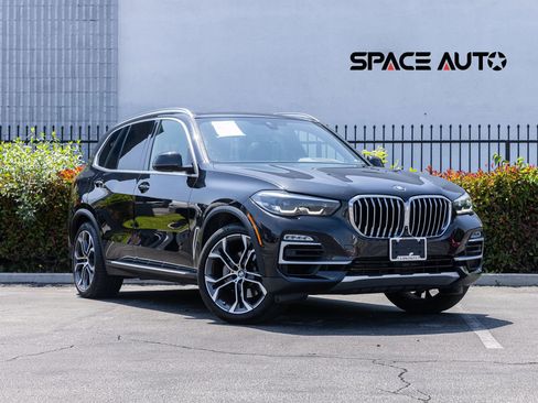 Used 2021 BMW X5 sDrive40i w/ Premium Package RWD image 1
