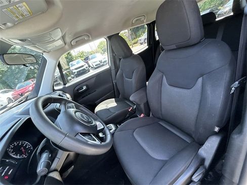 Certified 2020 Jeep Renegade Sport w/ Sport Appearance Group image 15