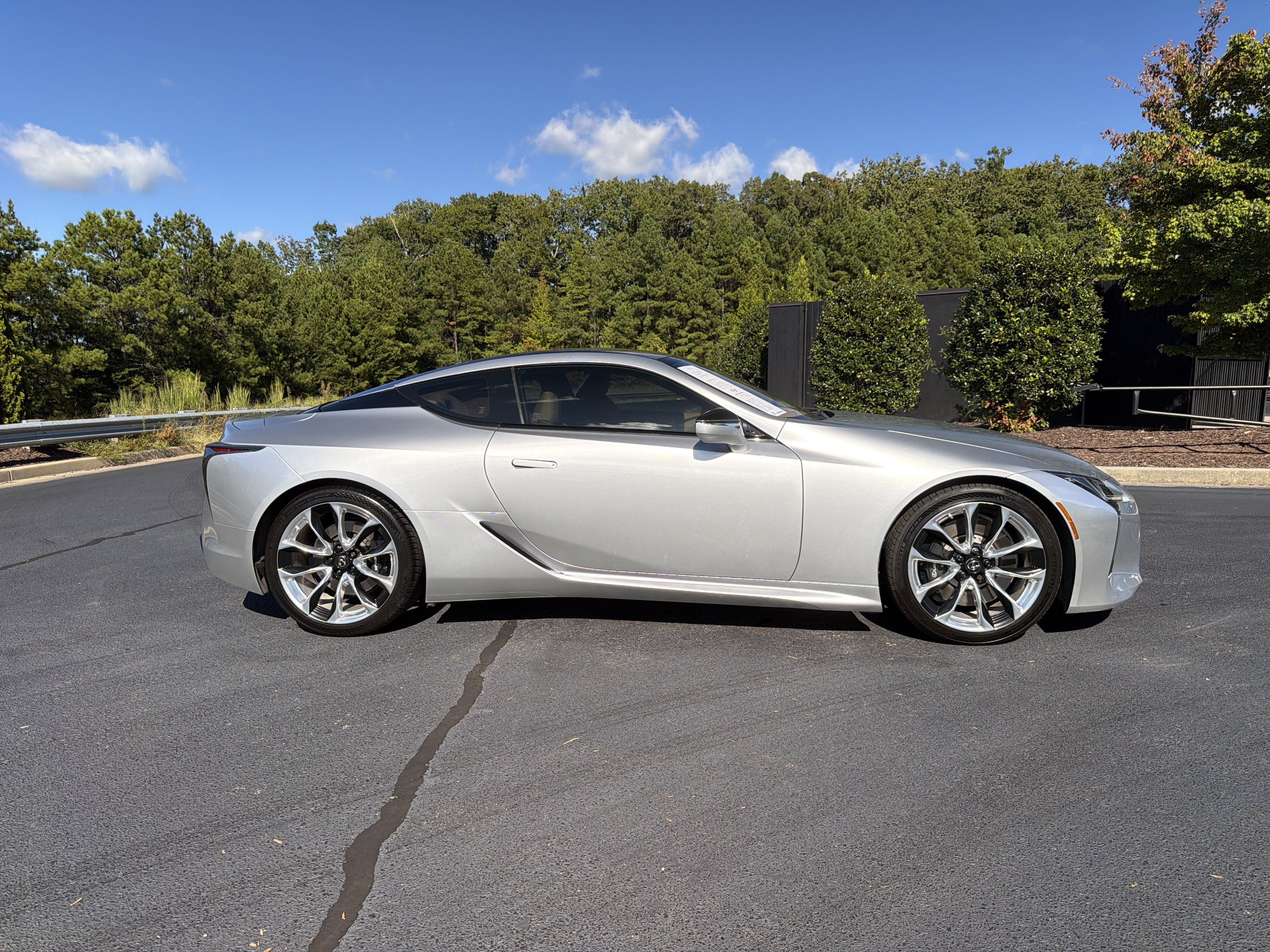 Used 2018 Lexus LC 500 Coupe w/ Performance Package RWD image 5