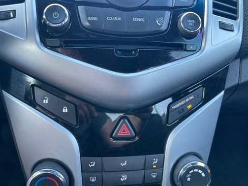 Used 2012 Chevrolet Cruze LT w/ All-Star Edition FWD image 16