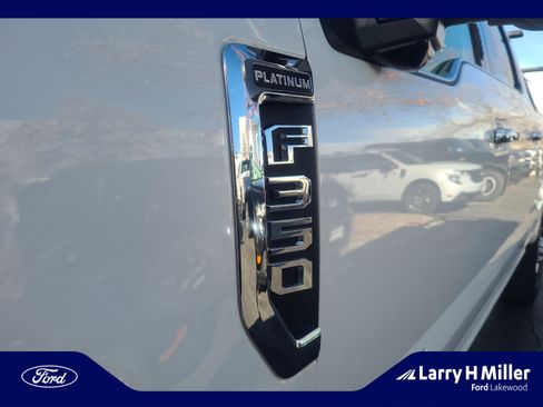 Used 2022 Ford F350 Platinum w/ FX4 Off-Road Package image 24
