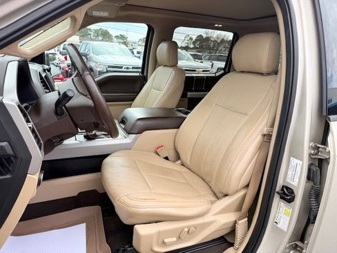 Used 2018 Ford F150 Lariat image 15