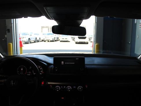 Used 2024 Honda CR-V EX image 11