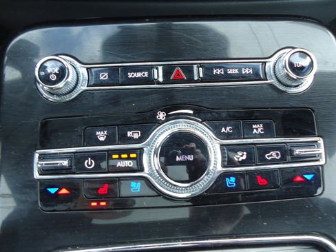 Used 2023 Lincoln Nautilus Reserve w/ Equipment Group 202A image 19