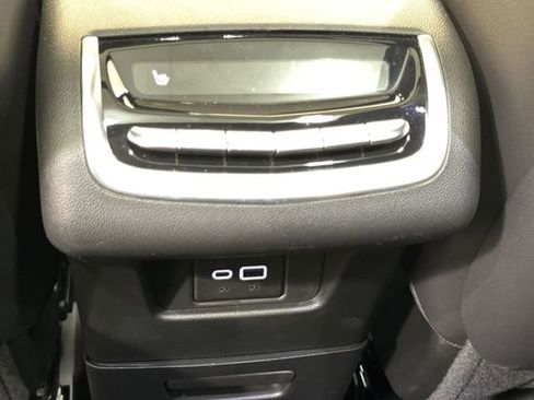 New 2025 Cadillac XT6 Sport w/ Technology Package image 22