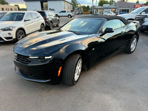 Used 2019 Chevrolet Camaro LT RWD image 5