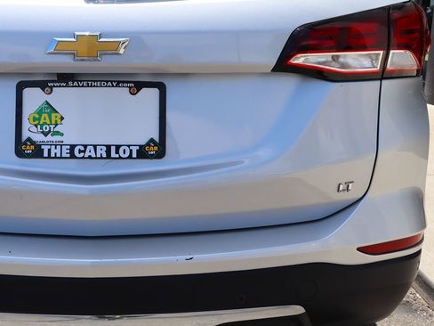 Used 2022 Chevrolet Equinox LT image 20