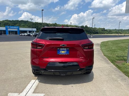 Used 2023 Chevrolet Blazer RS w/ LPO, Floor Liner Package FWD image 6