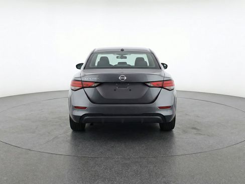 Used 2025 Nissan Sentra SV image 7