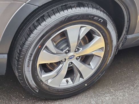 Used 2022 Subaru Ascent Premium w/ Convenience Package image 6