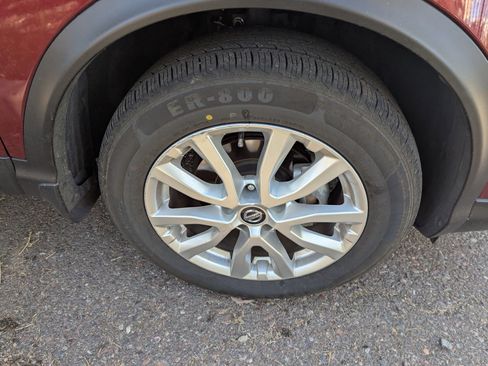 Used 2021 Nissan Rogue Sport S image 7