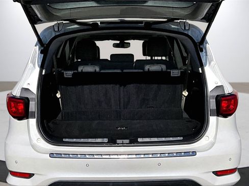 Used 2017 INFINITI QX60 Luxe w/ Deluxe Technology Package image 27