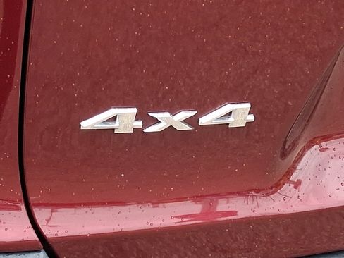 Used 2019 Jeep Cherokee Latitude Plus image 30