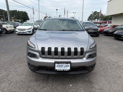 Used 2016 Jeep Cherokee Latitude w/ Safety/Convenience Group AWD/4WD image 3
