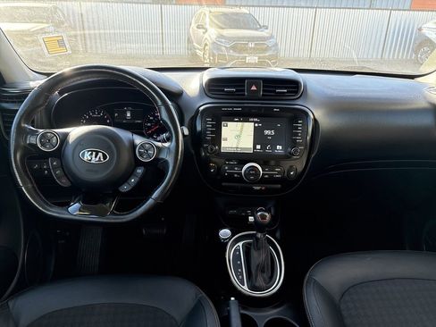 Used 2019 Kia Soul ! w/ Technology Package image 9